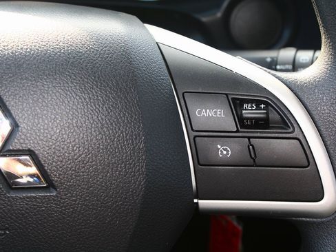 Used 2025 Mitsubishi Outlander Sport ES image 16