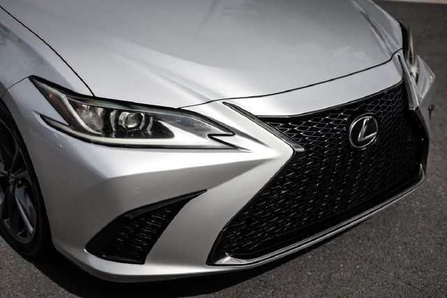 Used 2019 Lexus ES 350 F Sport w/ Accessory Package 2 FWD image 8