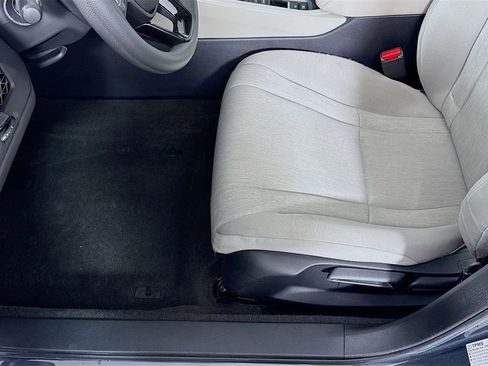 Used 2023 Honda Accord LX image 17