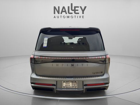 New 2026 INFINITI QX80 4WD image 4