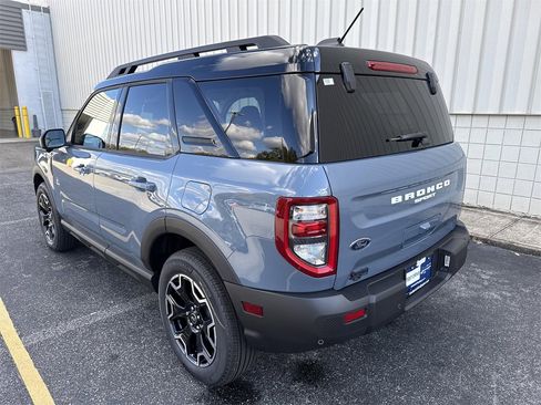 New 2025 Ford Bronco Sport Outer Banks w/ Outer Banks Tech Package+ image 5