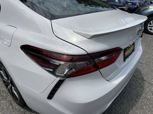 Used 2023 Toyota Camry SE FWD image 10