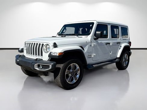 Used 2020 Jeep Wrangler Unlimited Sahara image 7