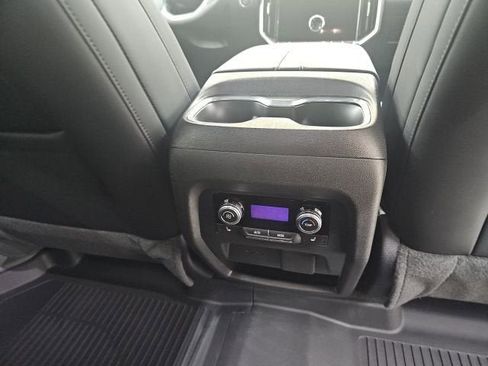 New 2026 GMC Acadia Elevation w/ Elevation Premium Package image 21