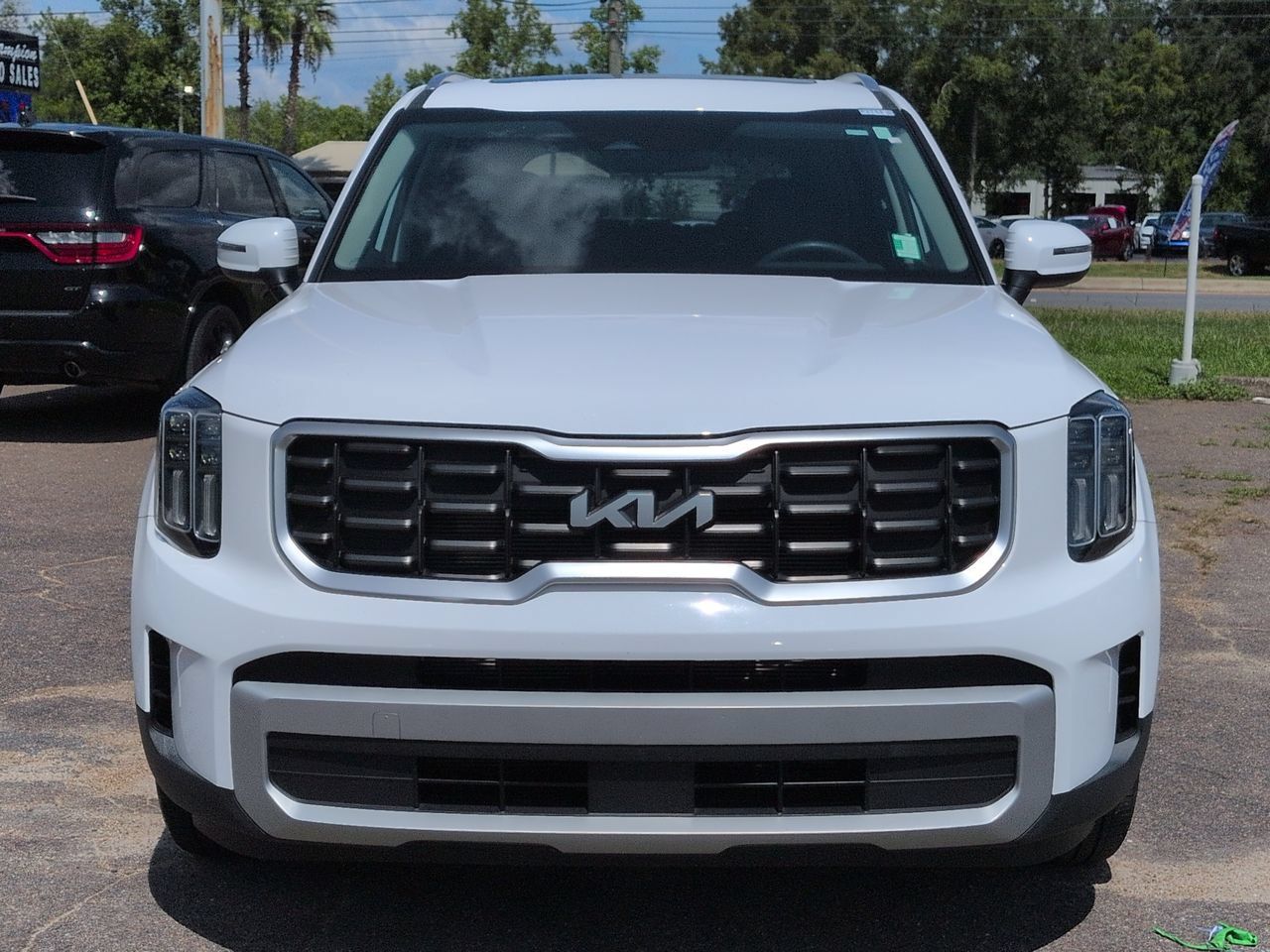Used 2024 Kia Telluride S w/ S Sunroof Package FWD image 9