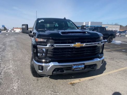 Certified 2025 Chevrolet Silverado 2500 LT w/ Convenience Package AWD/4WD image 3
