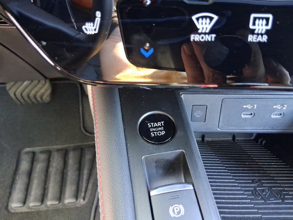 Used 2026 Nissan Kicks SR w/ SR Premium Package AWD/4WD image 29