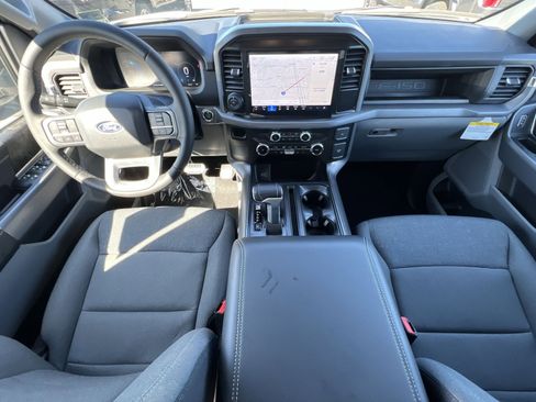 New 2025 Ford F150 Lightning XLT image 23