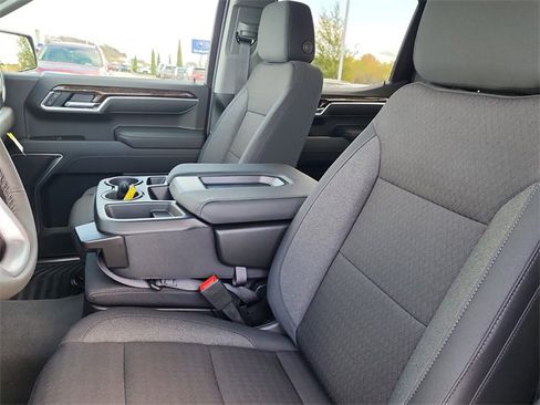 New 2026 GMC Sierra 1500 Elevation image 15