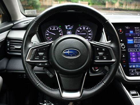 Used 2020 Subaru Outback Premium image 18