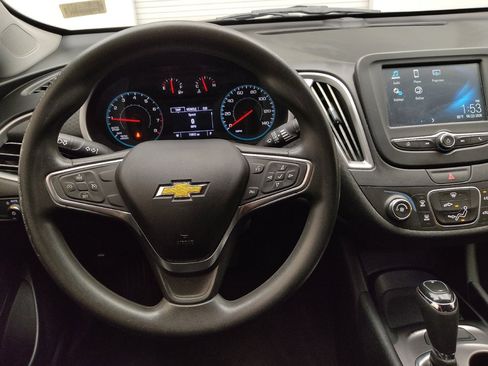 Used 2018 Chevrolet Malibu LS FWD image 22