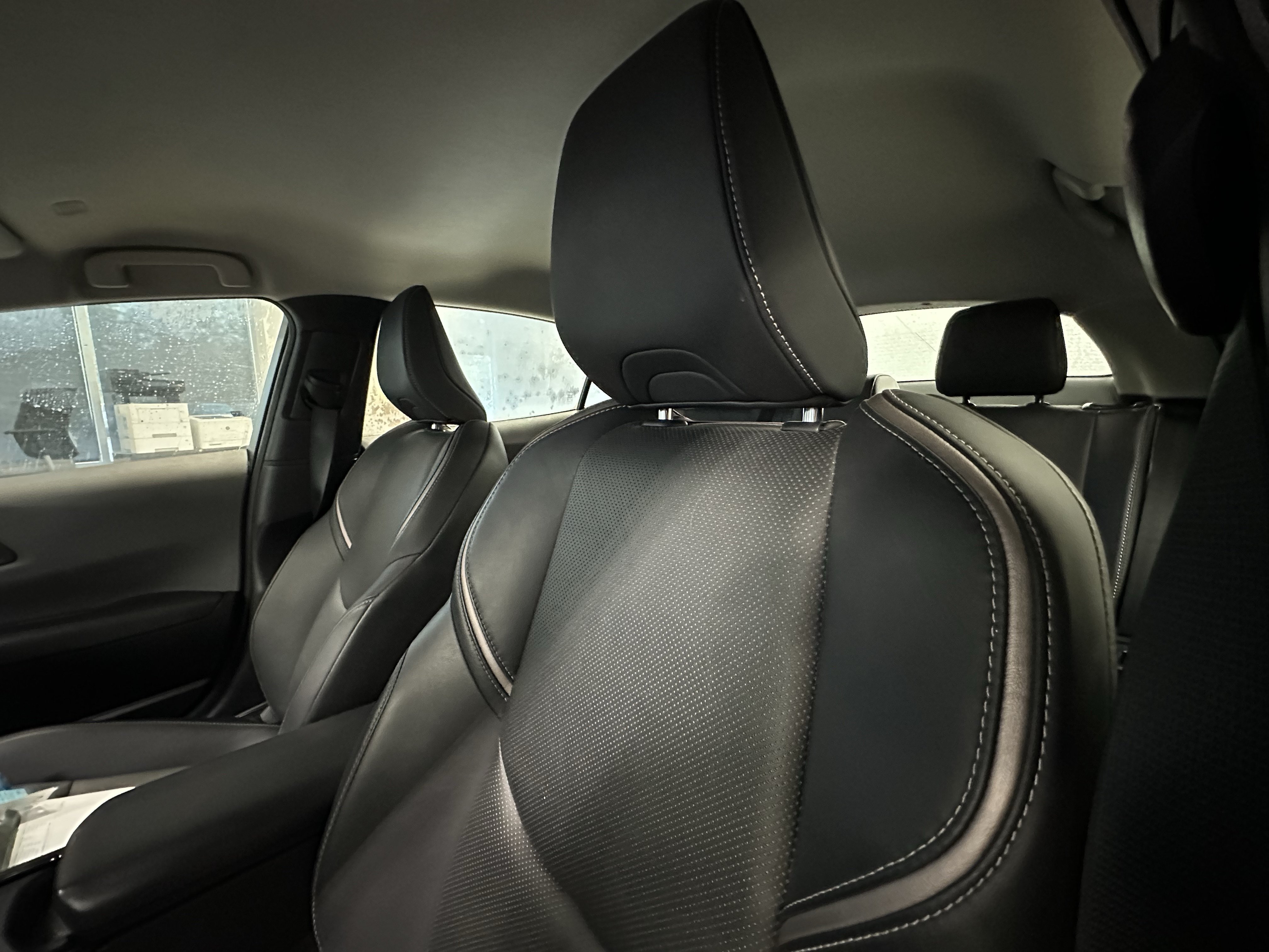 Used 2023 Toyota Prius XLE AWD/4WD image 10