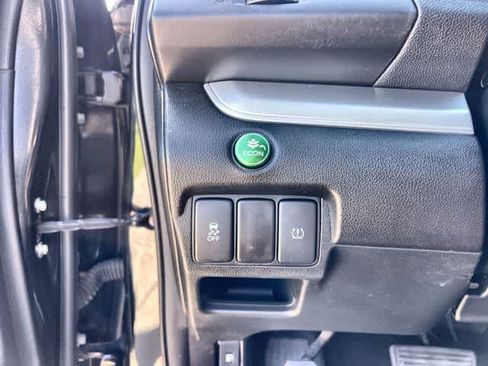 Used 2016 Honda CR-V SE image 29