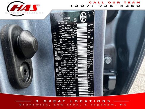 Used 2022 Toyota Corolla LE image 16