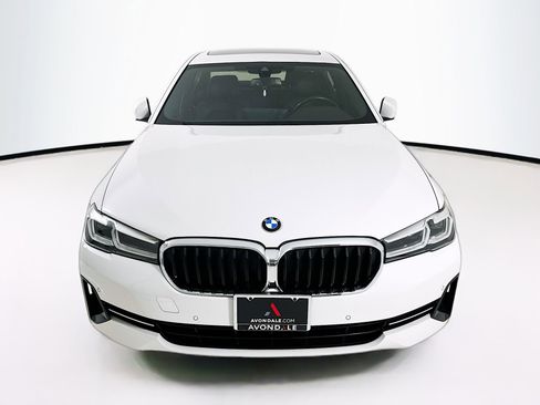 Used 2021 BMW 530i w/ Convenience Package RWD image 2