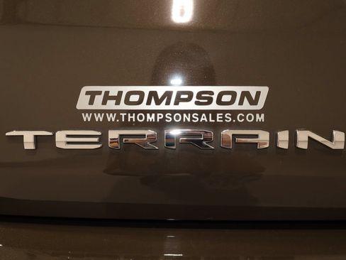 Used 2023 GMC Terrain Denali AWD/4WD image 34