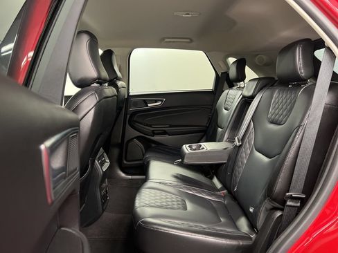 Used 2024 Ford Edge Titanium AWD/4WD image 29