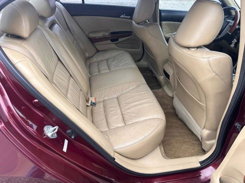 Used 2011 Honda Accord EX-L image 10