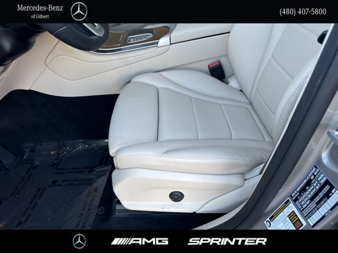 Certified 2022 Mercedes-Benz GLC 300 image 13