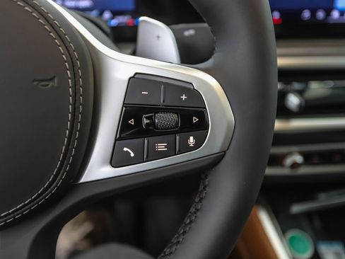 New 2026 BMW X6 xDrive40i AWD/4WD image 13