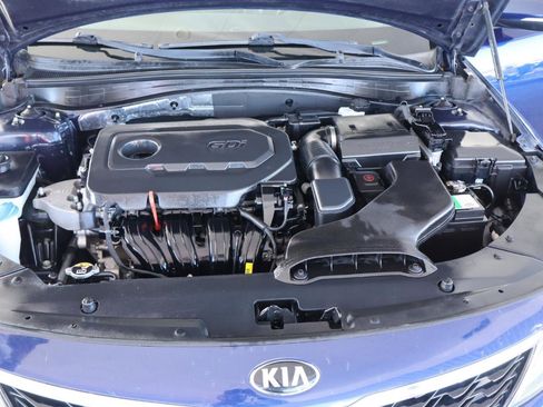 Used 2020 Kia Optima S image 37