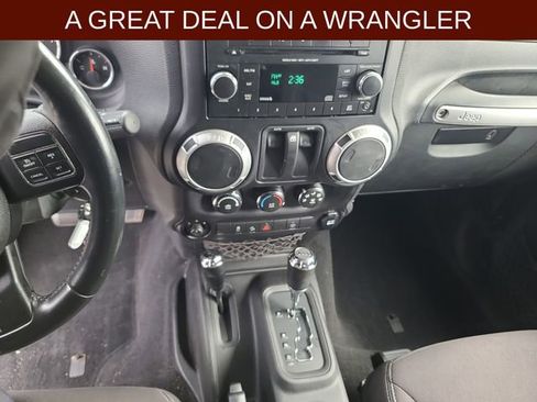 Used 2013 Jeep Wrangler Rubicon w/ PWR Convenience Group image 23