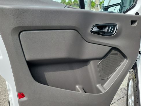Used 2025 Ford Transit 250 Low Roof w/ Exterior Upgrade Package RWD image 16