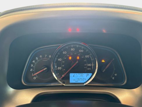 Used 2013 Toyota RAV4 Limited image 28