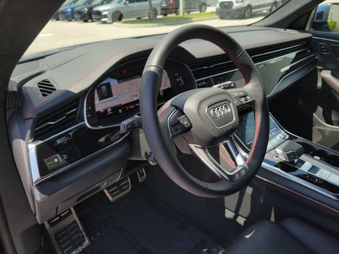 Used 2026 Audi SQ8 Prestige AWD/4WD image 6