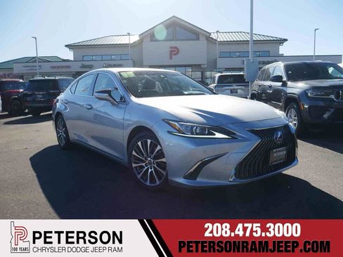 Used 2019 Lexus ES 300h w/ Premium Package image 1