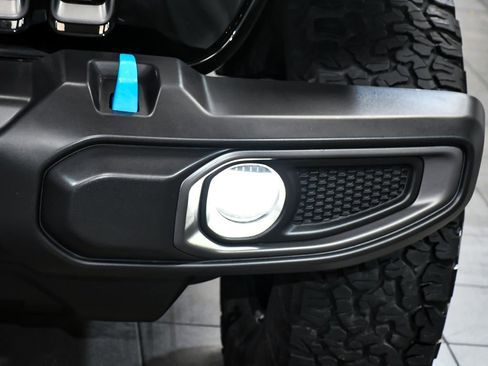 Used 2023 Jeep Wrangler Unlimited Rubicon 4xe w/ Cold Weather Group AWD/4WD image 68