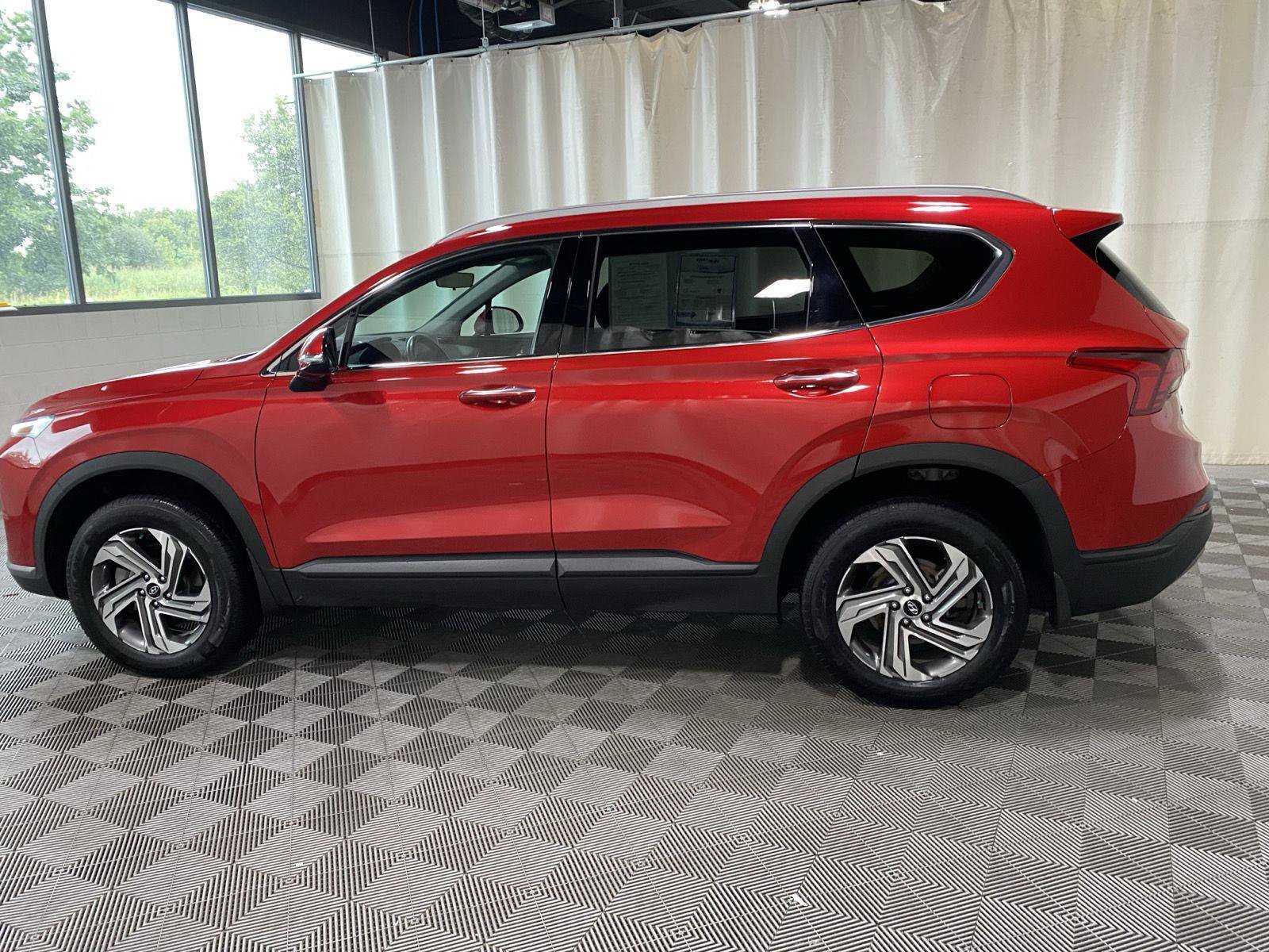Used 2023 Hyundai Santa Fe SEL w/ Cargo Package AWD/4WD image 5