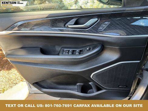 Used 2024 Jeep Grand Cherokee Trailhawk image 21