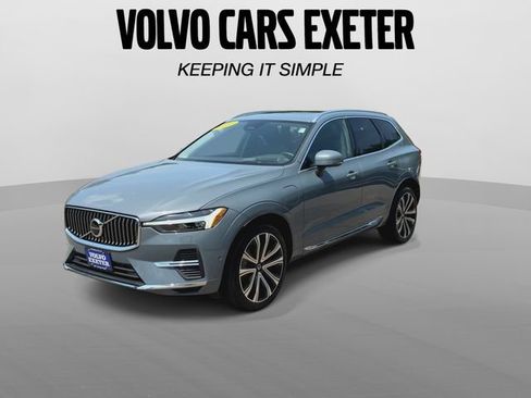 Certified 2023 Volvo XC60 T8 Ultimate w/ Climate Package AWD/4WD image 4
