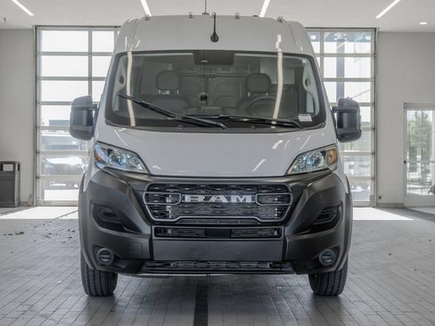 Used 2024 RAM ProMaster 3500 FWD image 11