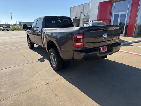 Used 2023 RAM 3500 Big Horn w/ Level 2 Equipment Group AWD/4WD image 3