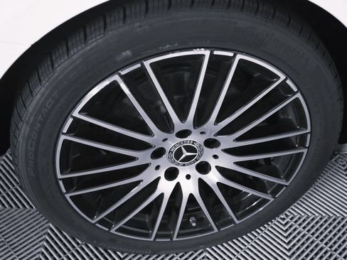 Used 2026 Mercedes-Benz C 300 4MATIC Sedan image 7