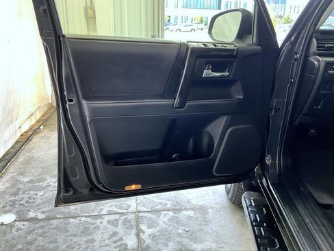 Used 2024 Toyota 4Runner TRD Off-Road image 10