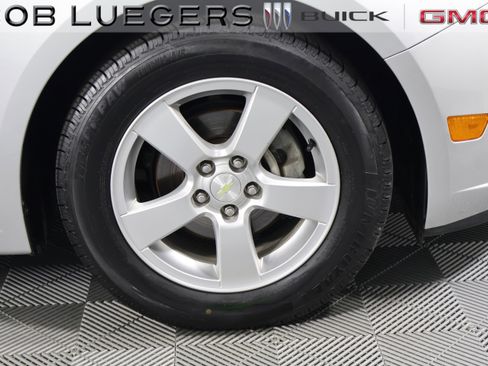 Used 2014 Chevrolet Cruze LT w/ All-Star Edition image 3
