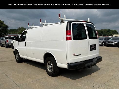 Used 2021 Chevrolet Express 2500 w/ Enhanced Convenience Package RWD image 4