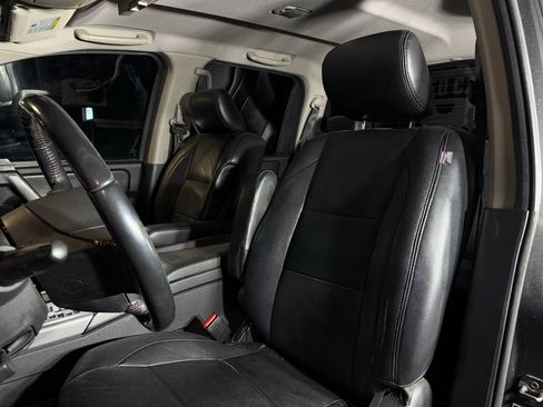 Used 2010 Nissan Titan PRO-4X AWD/4WD image 9