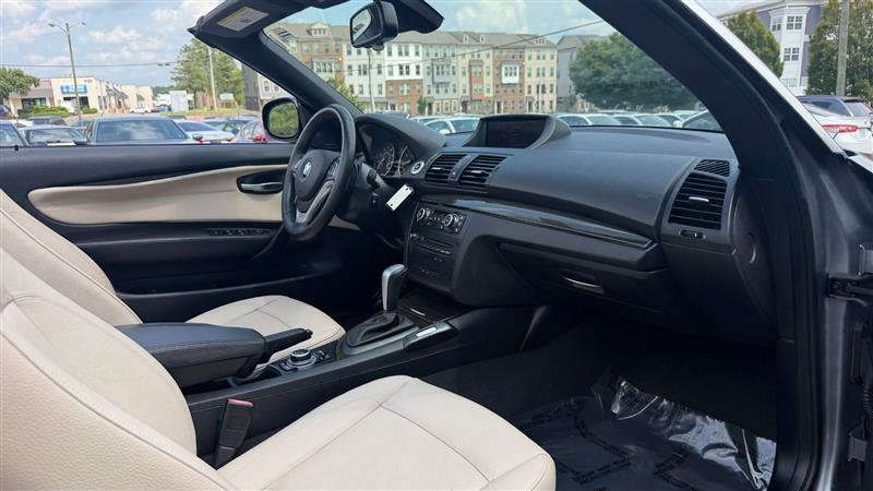 Used 2013 BMW 128i Convertible RWD image 7