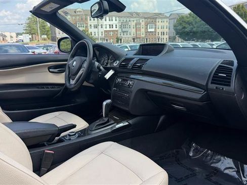 Used 2013 BMW 128i Convertible RWD image 7
