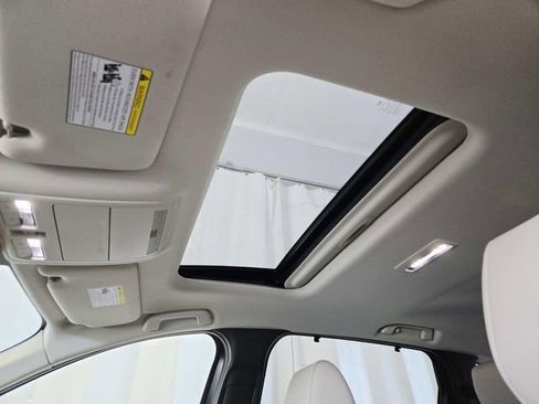 Certified 2025 MAZDA CX-90 3.3 Turbo w/ Preferred Package image 6