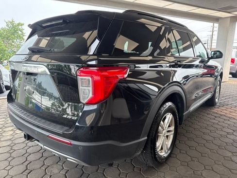 Used 2023 Ford Explorer XLT w/ Equipment Group 202A AWD/4WD image 6