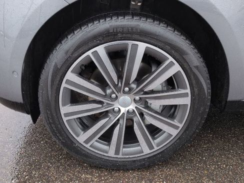 Certified 2023 Land Rover Range Rover SE image 13