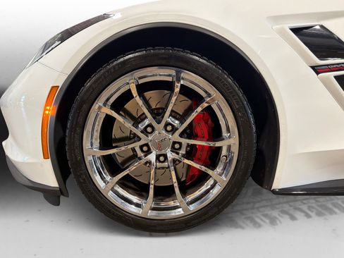 Used 2019 Chevrolet Corvette Grand Sport RWD image 46