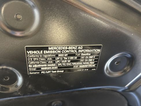 Used 2022 Mercedes-Benz GLC 300 4MATIC image 29