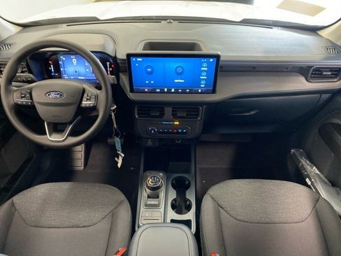 New 2025 Ford Maverick XL w/ Equipment Group 101A image 17