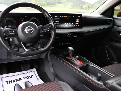 Used 2025 Nissan Kicks SR FWD image 22
